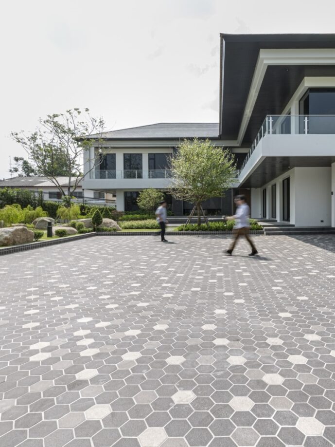 kenzai-hexa-tile-granito-residence-689x918