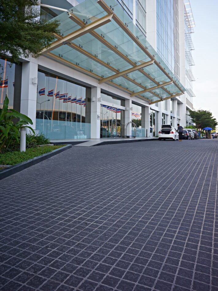 kenzai-napolie-stone-novotel-impact-1-711x948